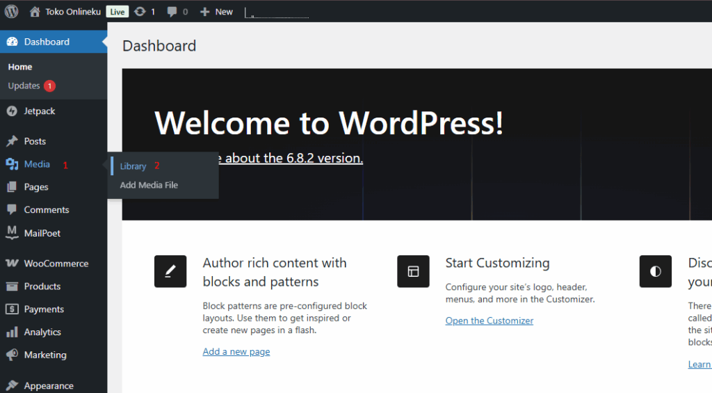 Menambahkan gambar ke media