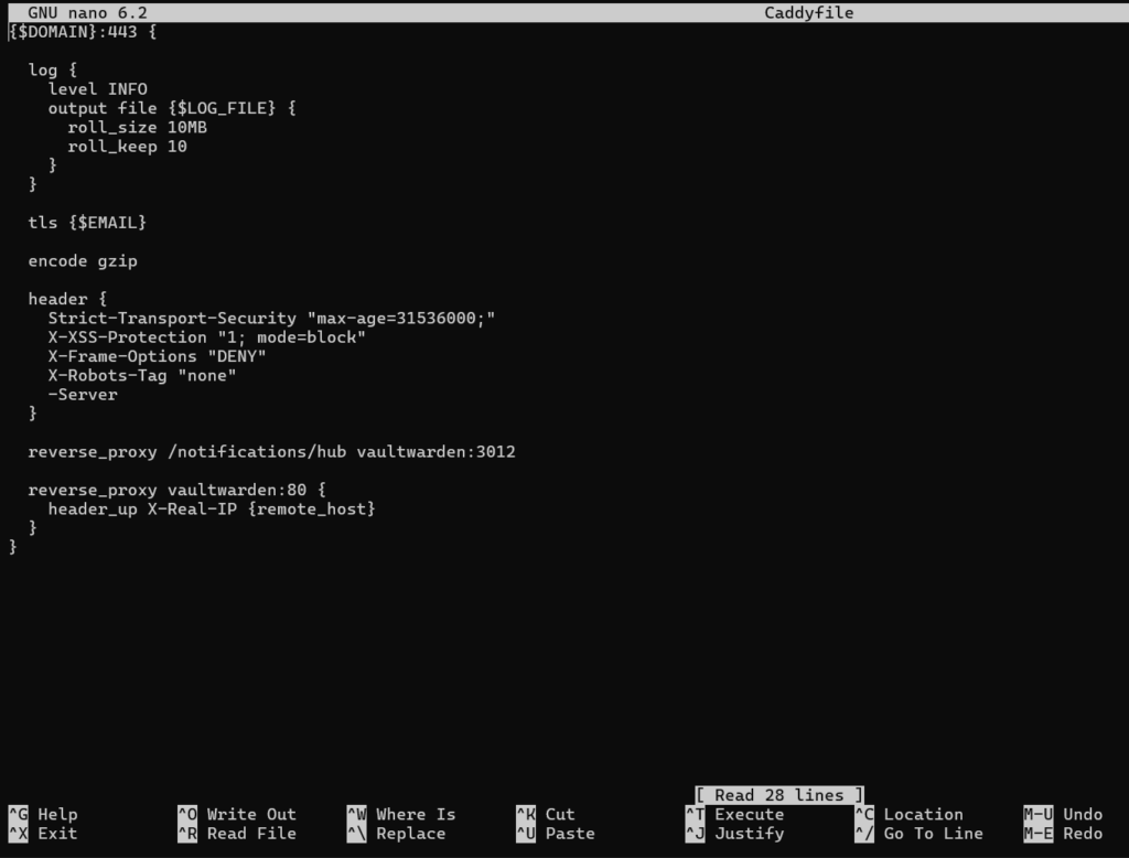 Isi konfigurasi caddyFile